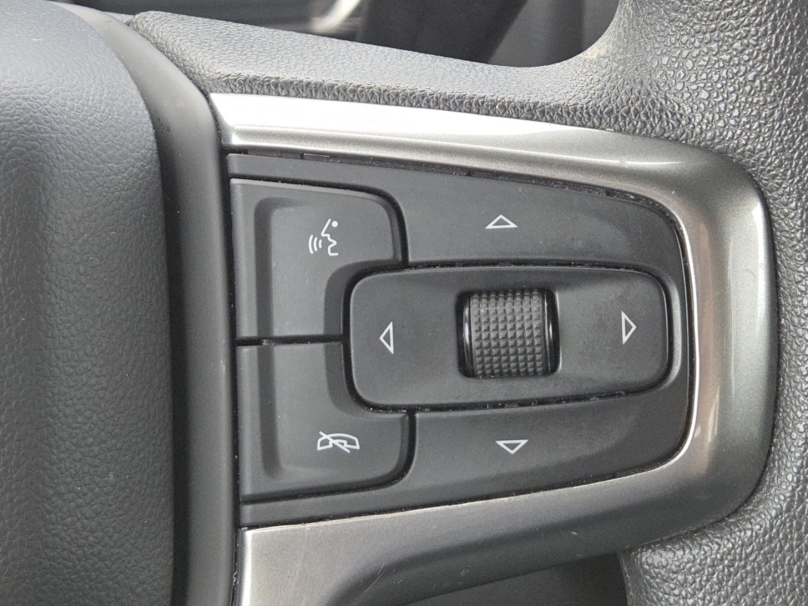 Used 2021 Chevrolet Silverado 1500 Custom Trail Boss w/ Safety Confidence Package image 30