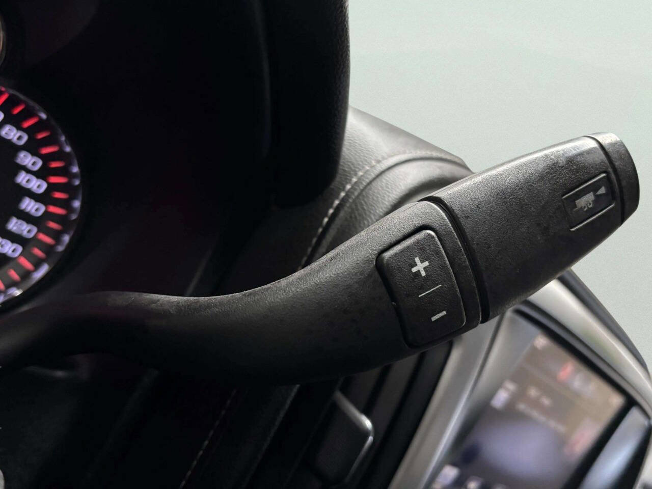 Used 2014 GMC Sierra 1500 SLT w/ SLT Crew Cab Value Package image 34