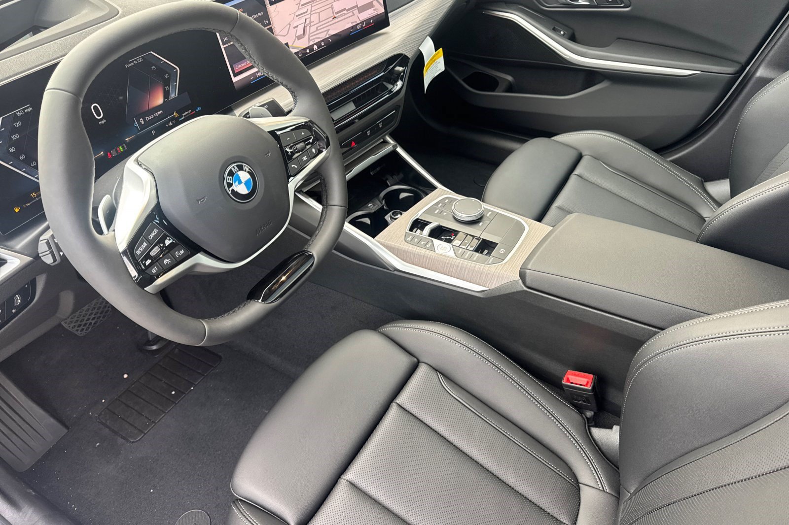 Used 2026 BMW 330i Sedan w/ Premium Package RWD image 4