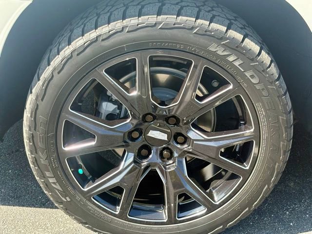 Used 2021 Cadillac Escalade Premium Luxury w/ Driver Assist Tech Package image 30