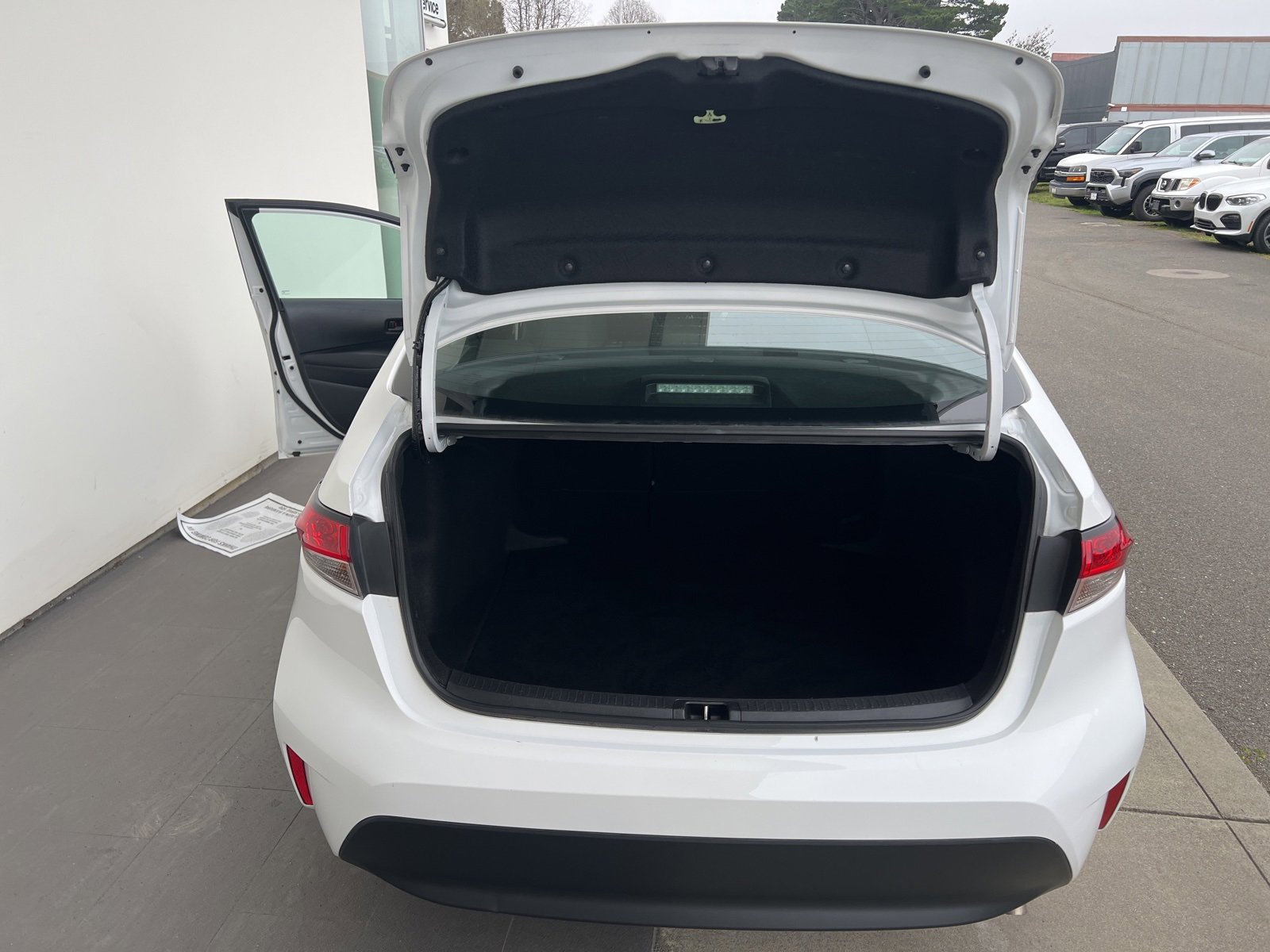 Used 2024 Toyota Corolla LE image 8