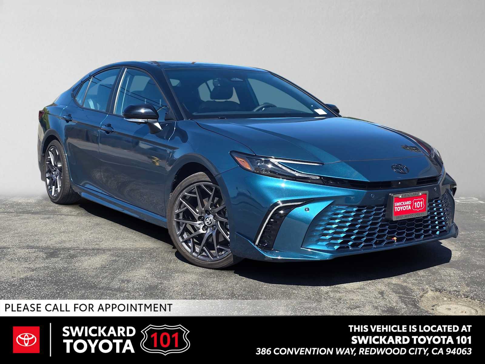 Used 2025 Toyota Camry XSE w/ Premium Plus Package