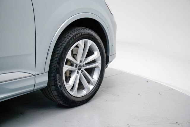 Used 2025 Audi Q7 3.0T Premium Plus AWD/4WD image 11