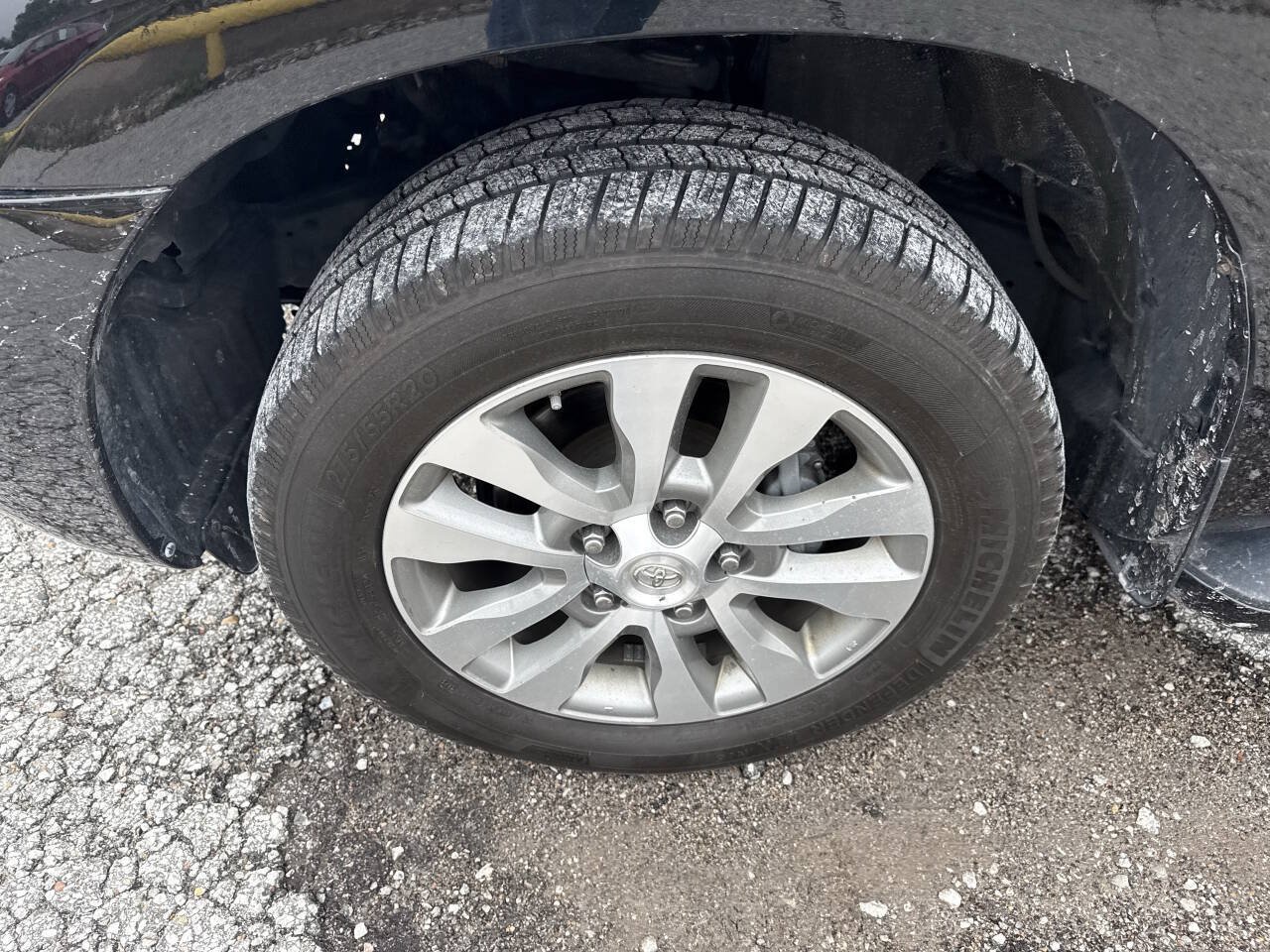 Used 2017 Toyota Sequoia Limited w/ Safety & Convenience Package AWD/4WD image 8