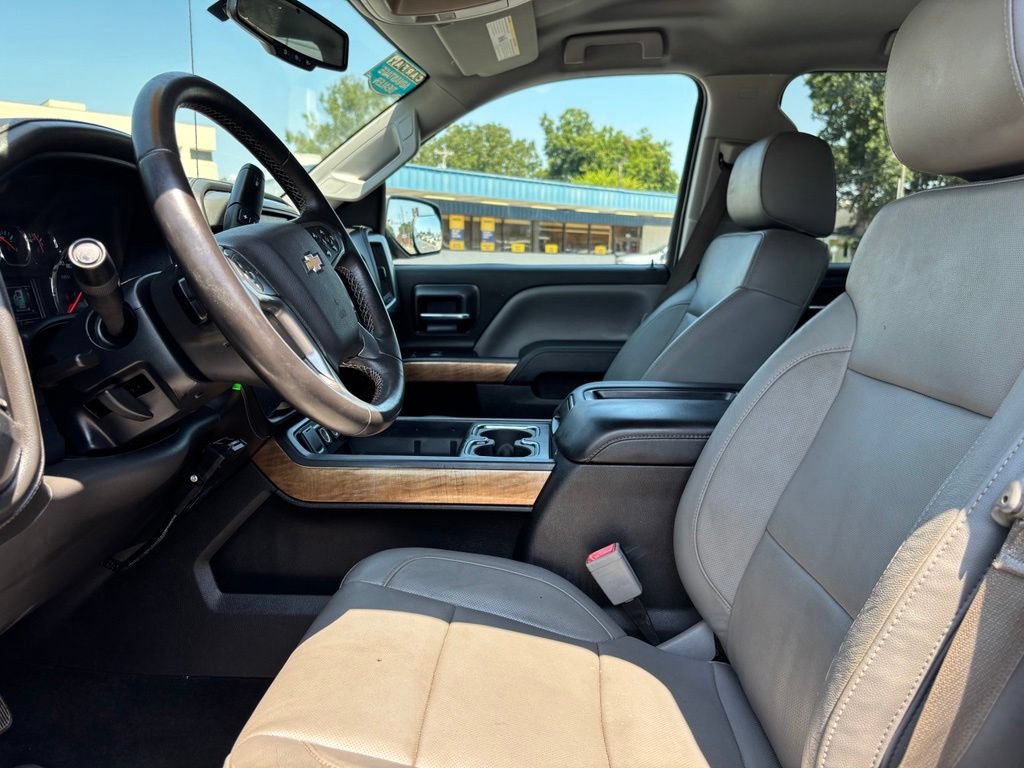 Used 2015 Chevrolet Silverado 1500 LTZ AWD/4WD image 17