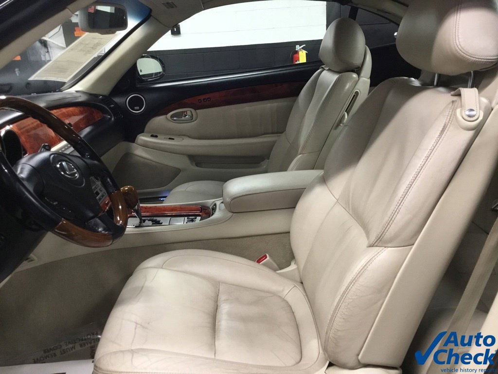 Used 2008 Lexus SC 430 Convertible RWD image 31