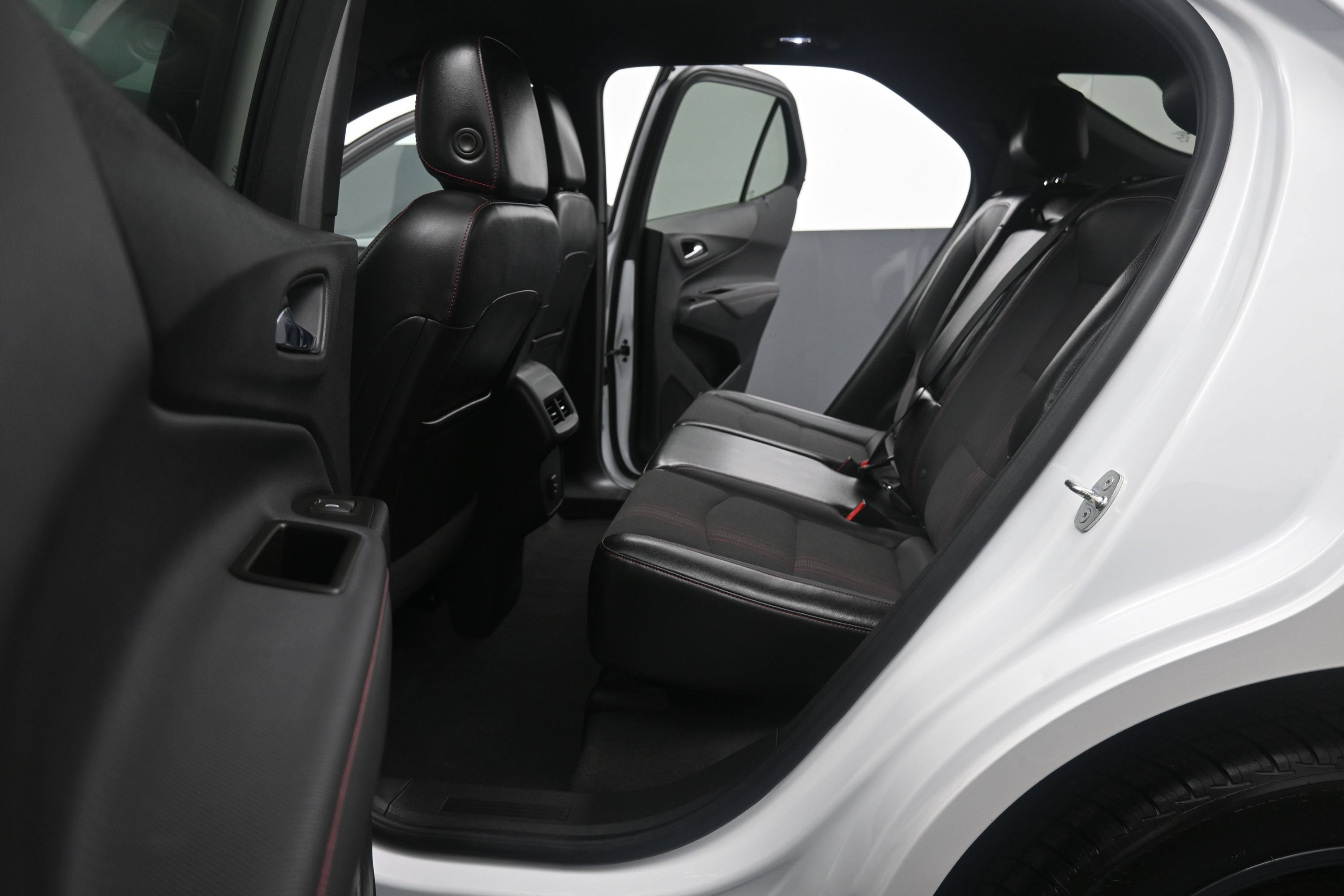 Used 2022 Chevrolet Equinox RS AWD/4WD image 20