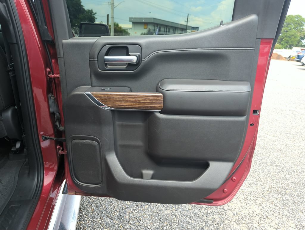 Used 2019 Chevrolet Silverado 1500 High Country w/ Technology Package RWD image 33