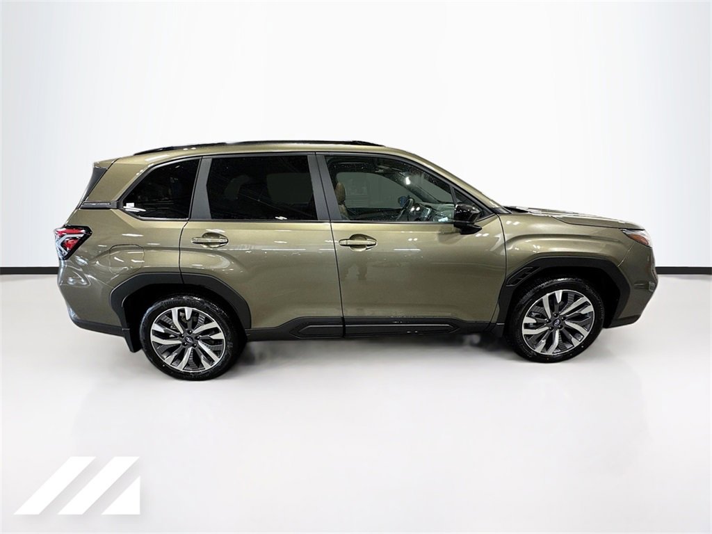New 2025 Subaru Forester Touring image 4