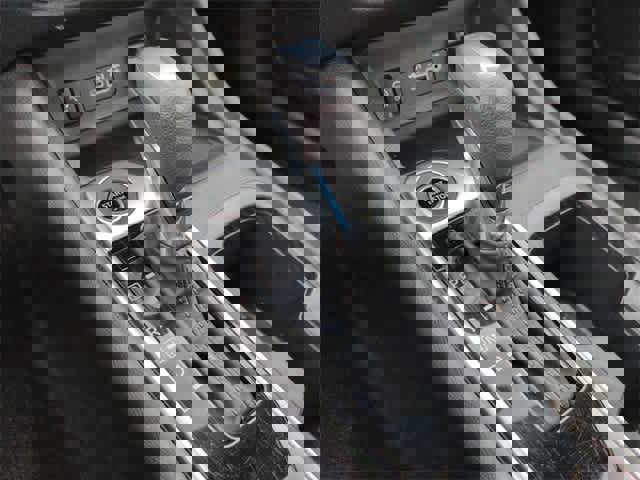 Used 2024 Nissan Sentra SV image 31