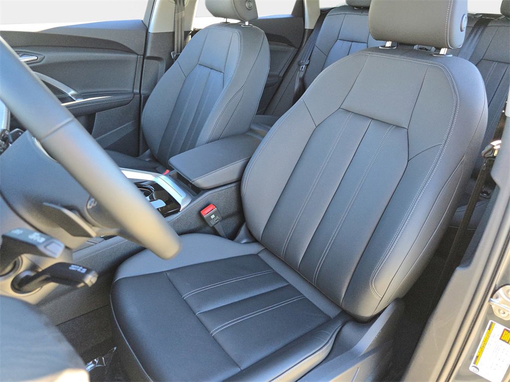 Certified 2025 Audi Q5 2.0T Premium w/ Convenience Package image 15