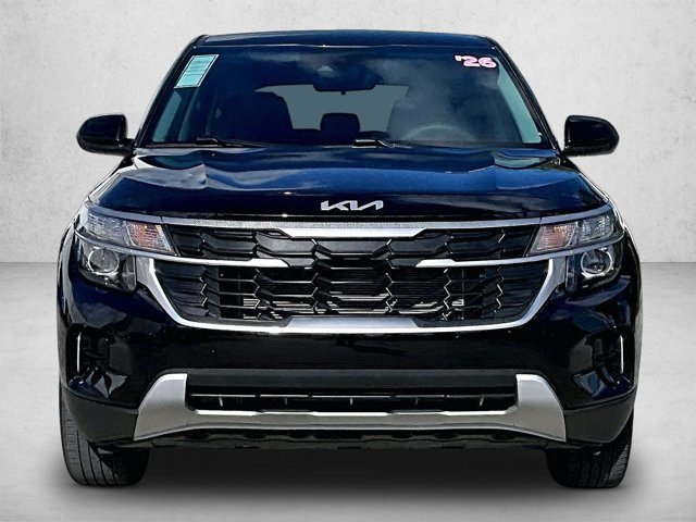 Used 2026 Kia Seltos LX FWD image 3