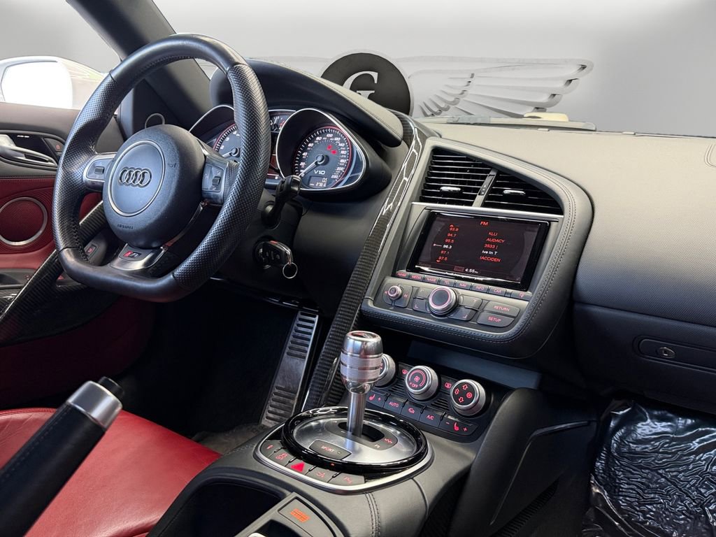 Used 2015 Audi R8 V10 image 10