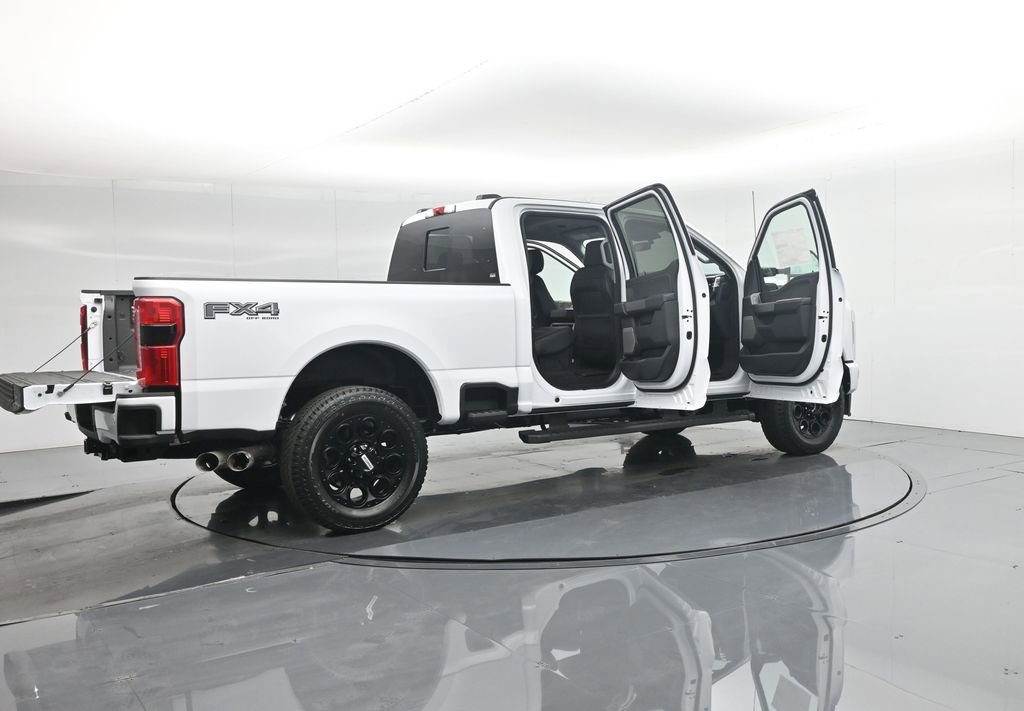 New 2026 Ford F250 Lariat w/ Black Appearance Package image 5