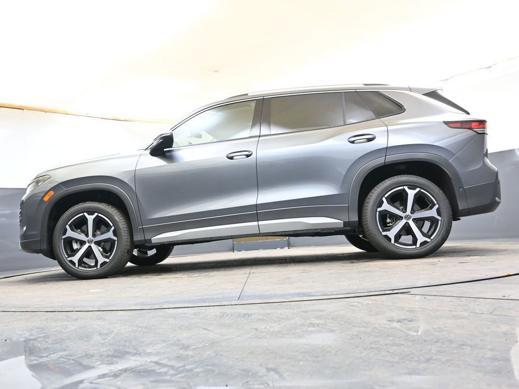 New 2026 Volkswagen Tiguan SE image 31