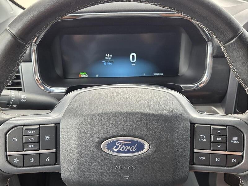 Used 2023 Ford F150 Lightning XLT AWD/4WD image 31
