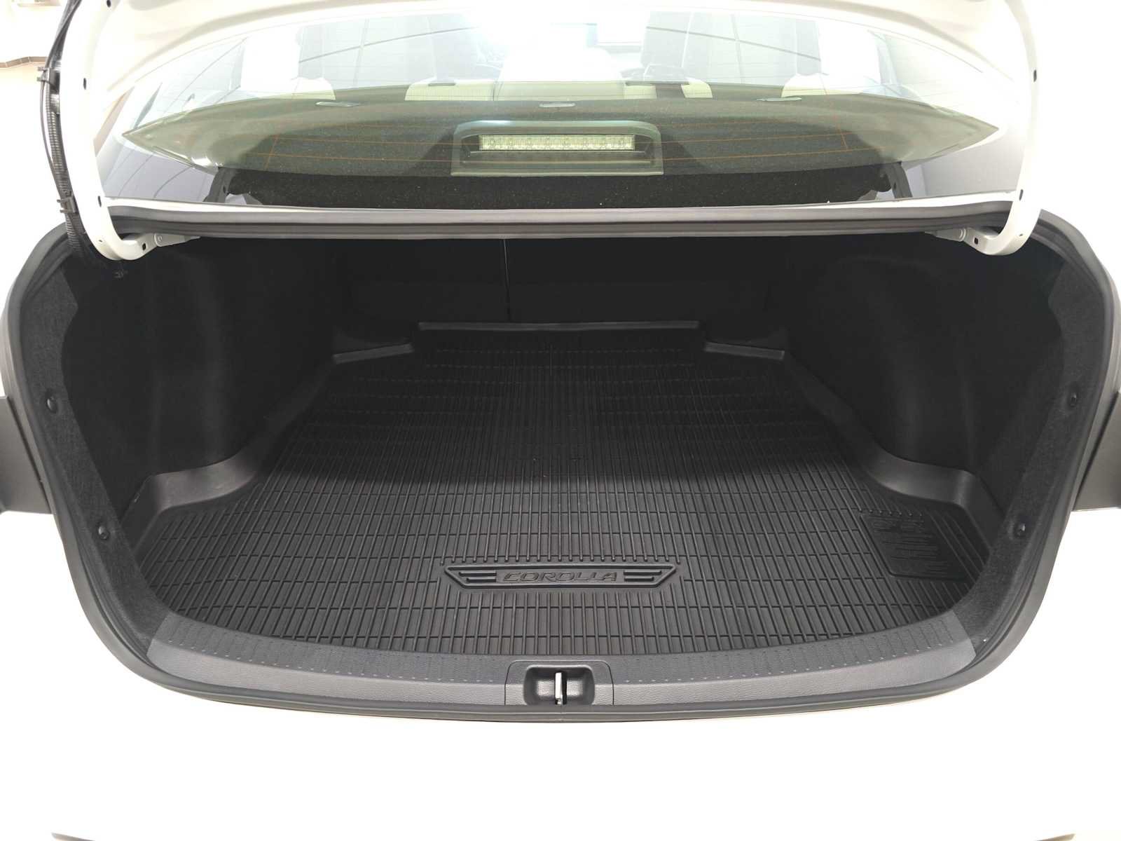 Certified 2024 Toyota Corolla LE FWD image 30