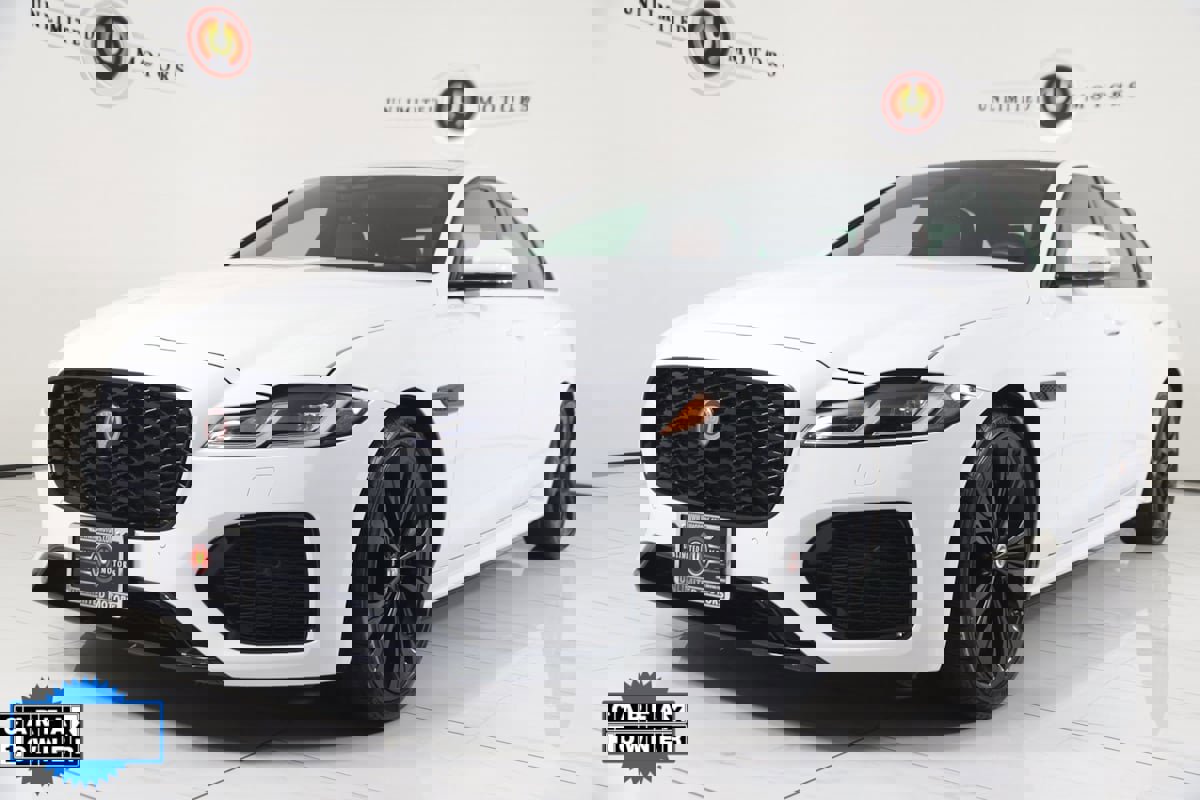 Used 2023 Jaguar XF R-Dynamic SE image 5