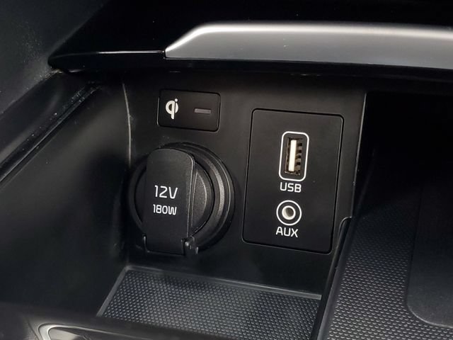 Used 2017 Kia Cadenza Technology FWD image 32