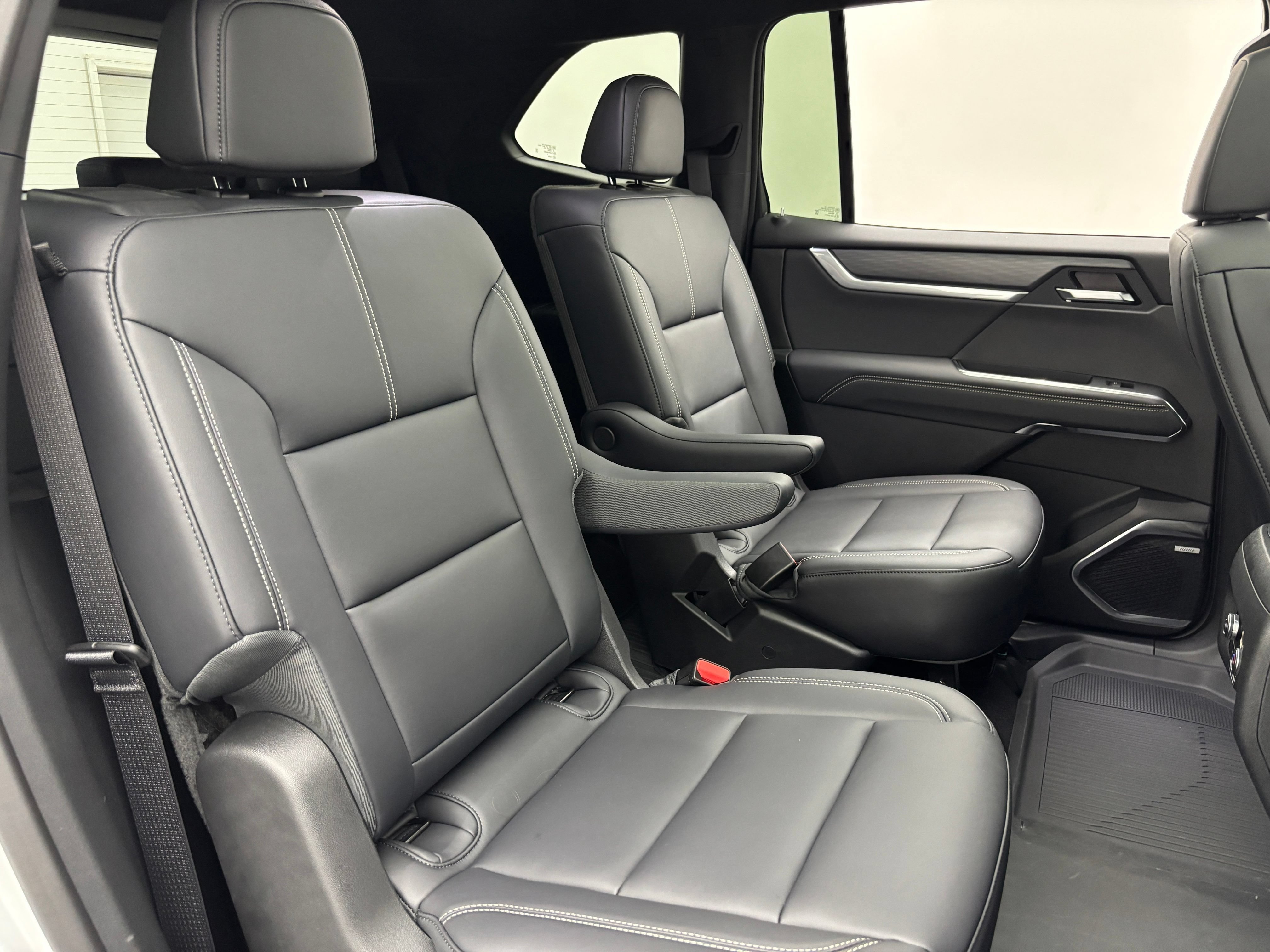 New 2026 GMC Acadia Elevation w/ Black Edition FWD image 40