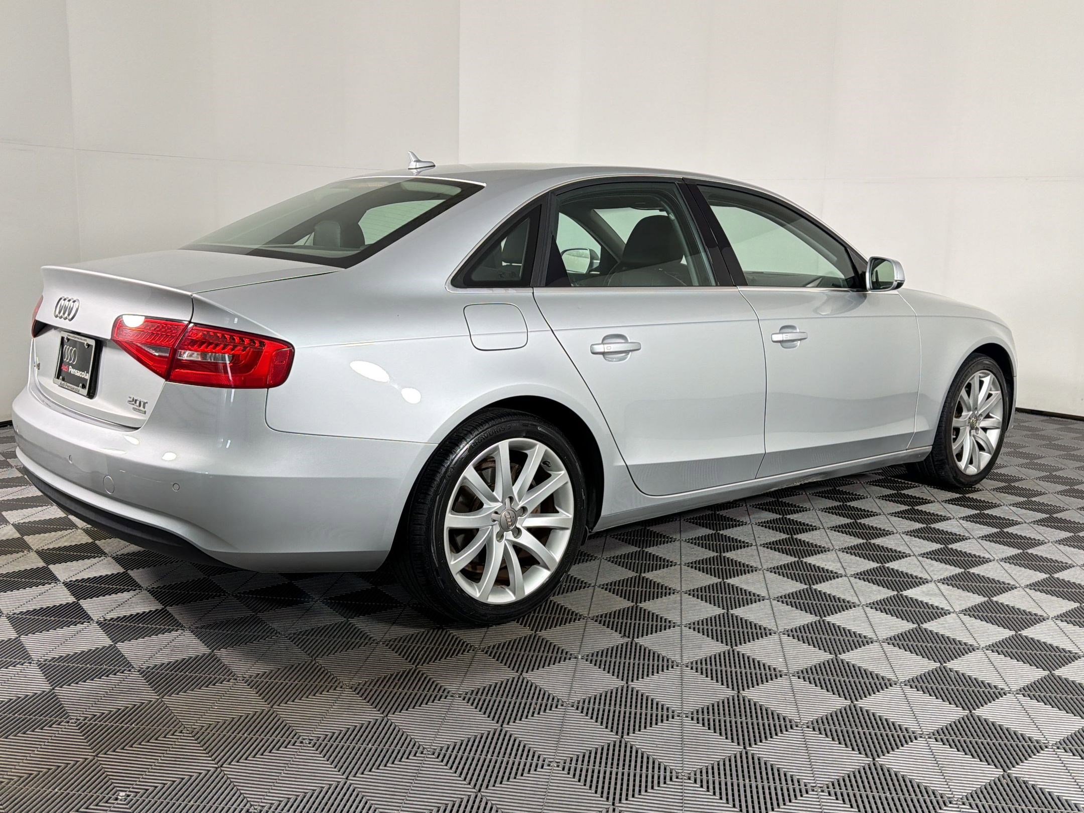 Used 2013 Audi A4 2.0T Premium Plus AWD/4WD image 7