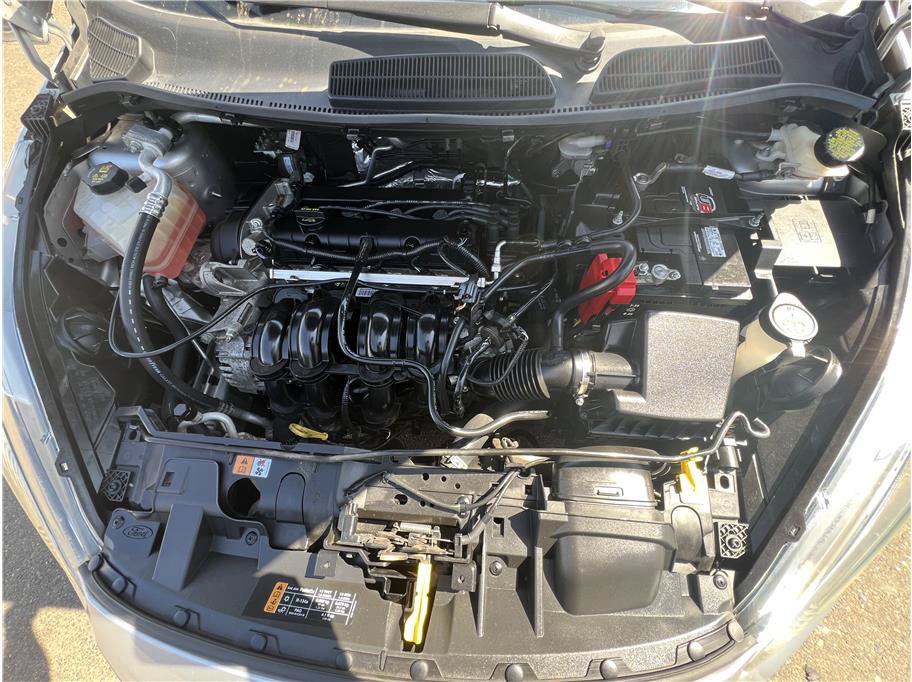 Used 2014 Ford Fiesta SE FWD image 15
