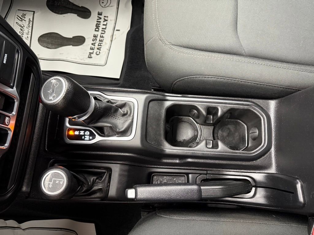 Used 2018 Jeep Wrangler Unlimited Sport S image 46