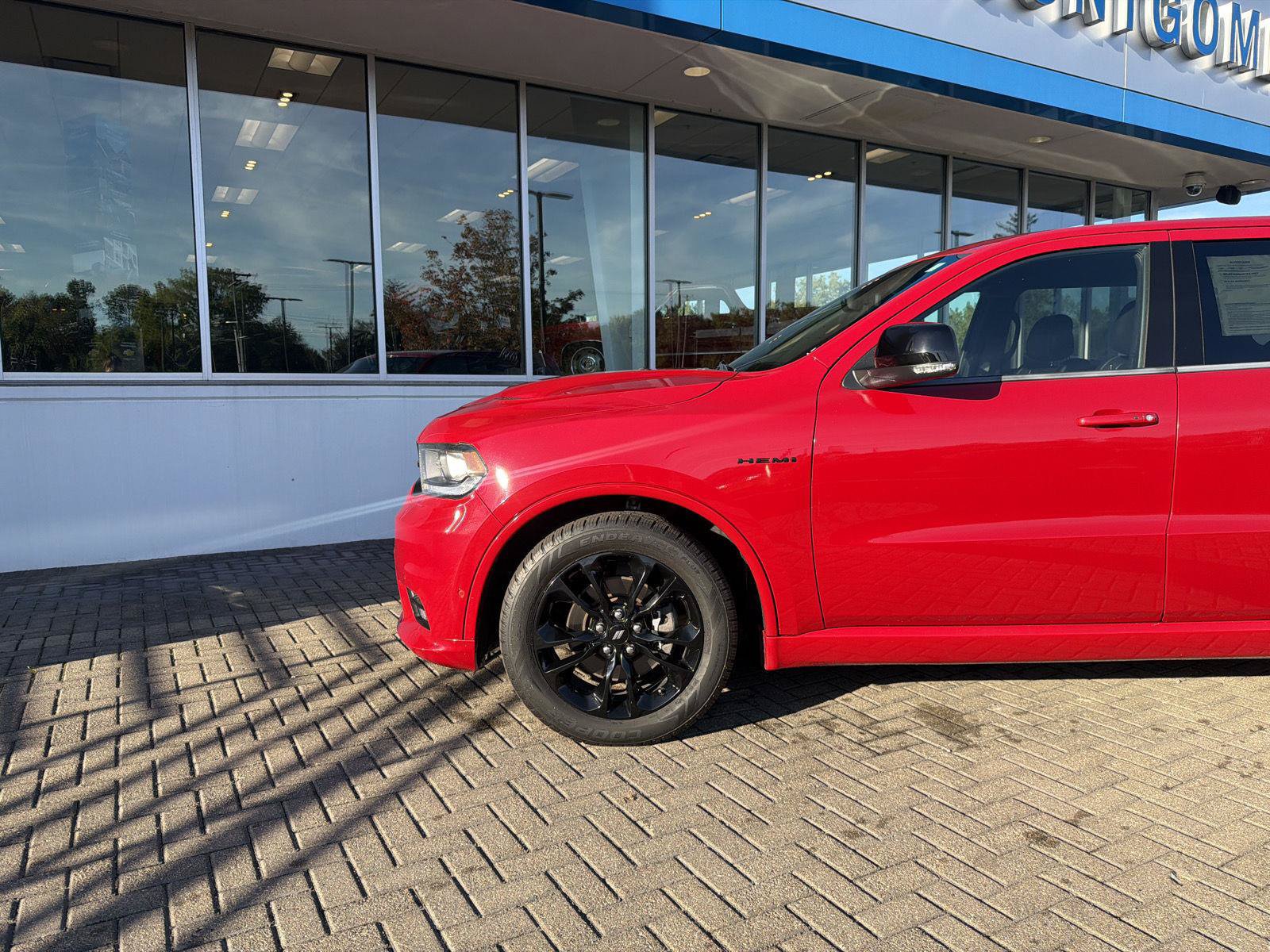 Used 2020 Dodge Durango R/T w/ Blacktop Package AWD/4WD image 9