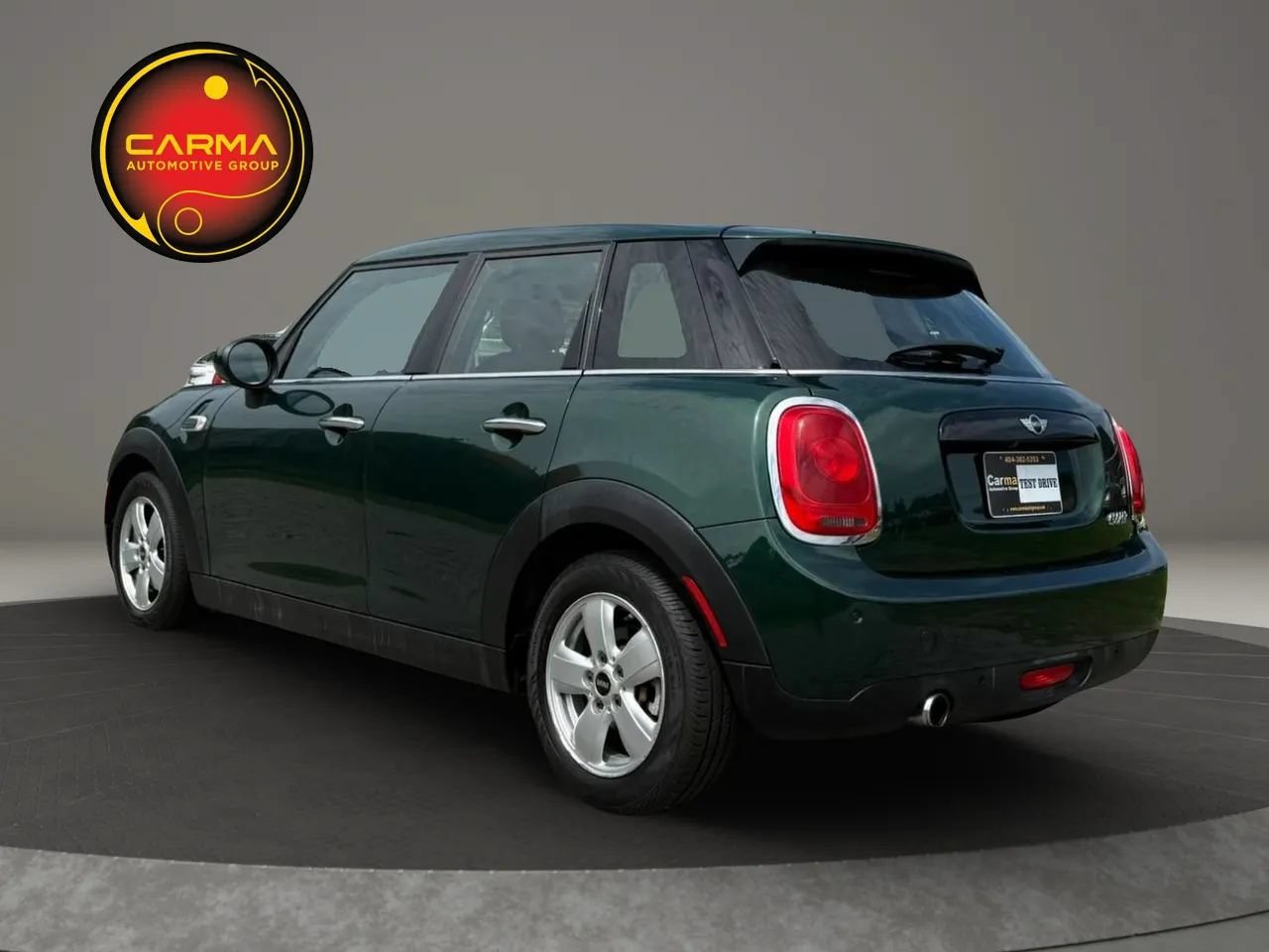 Used 2018 MINI Cooper 4-Door Hardtop FWD image 3