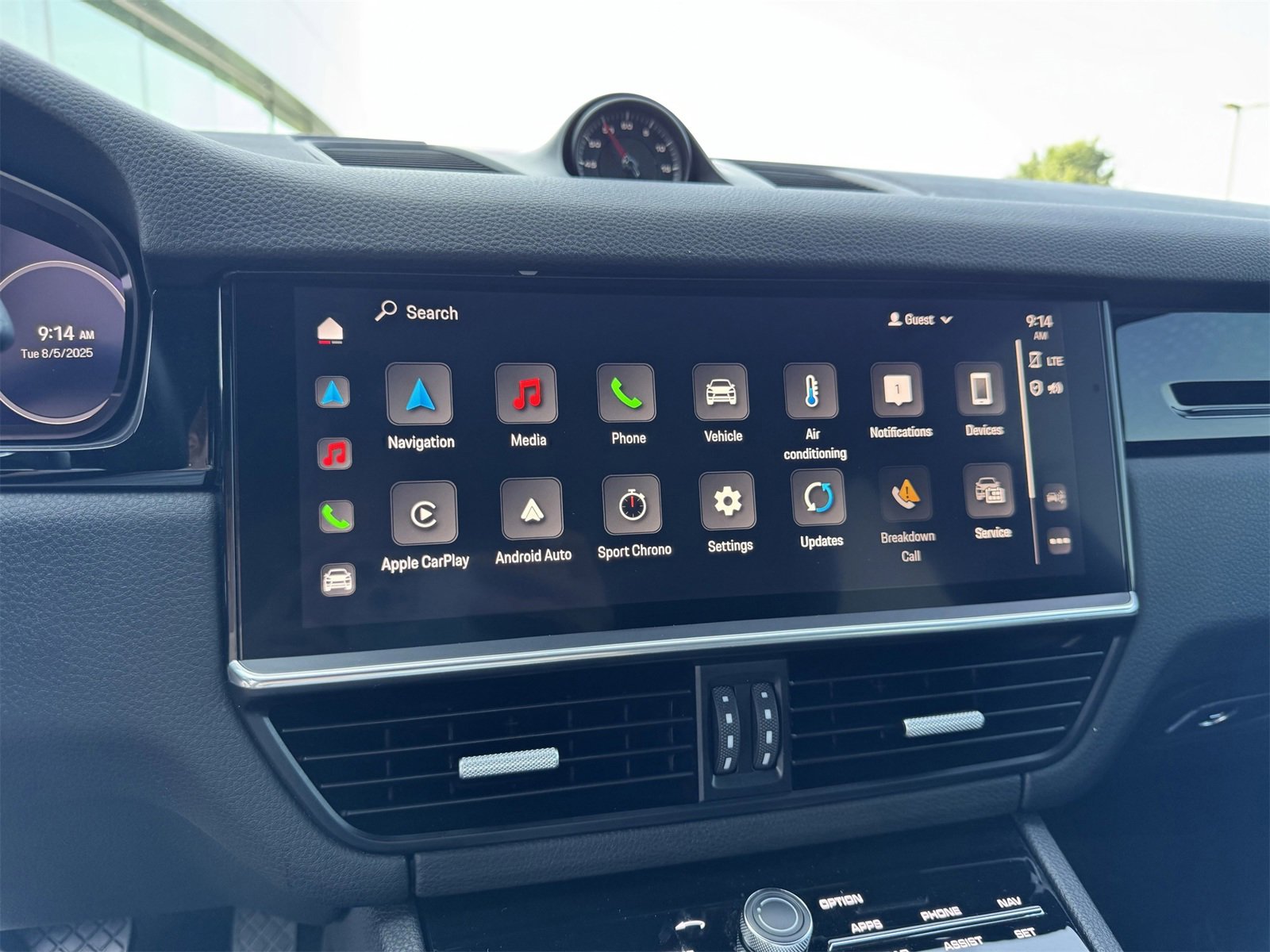 Certified 2022 Porsche Cayenne Coupe image 21