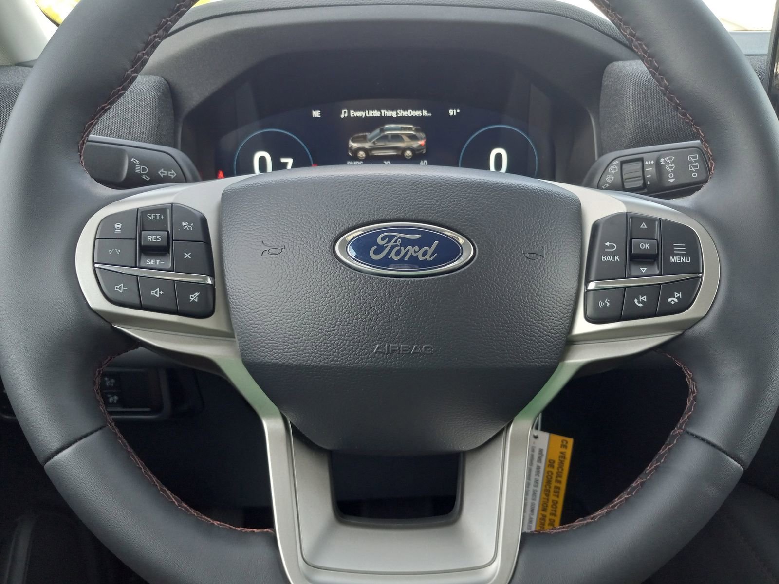 New 2025 Ford Explorer Active image 20