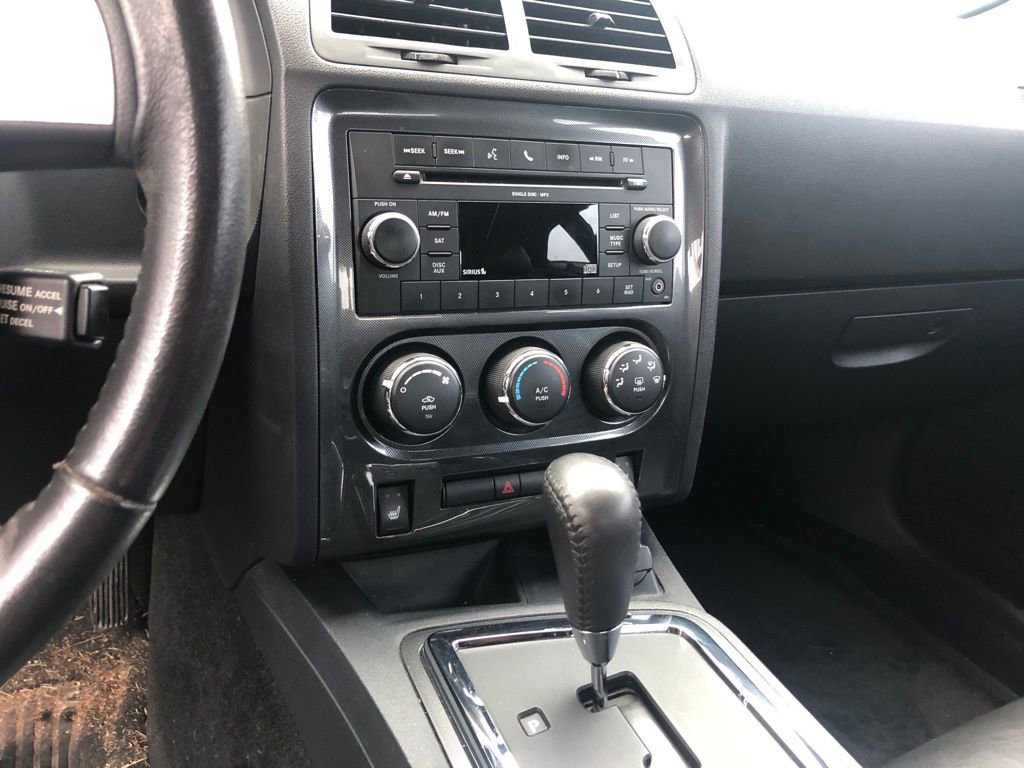 Used 2010 Dodge Challenger R/T image 7