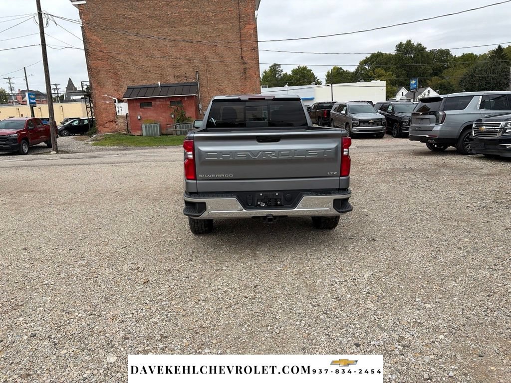 Used 2021 Chevrolet Silverado 1500 LTZ AWD/4WD image 4