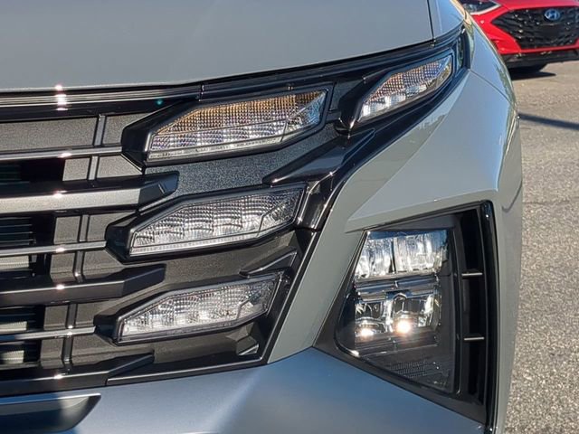 New 2025 Hyundai Tucson SE image 10