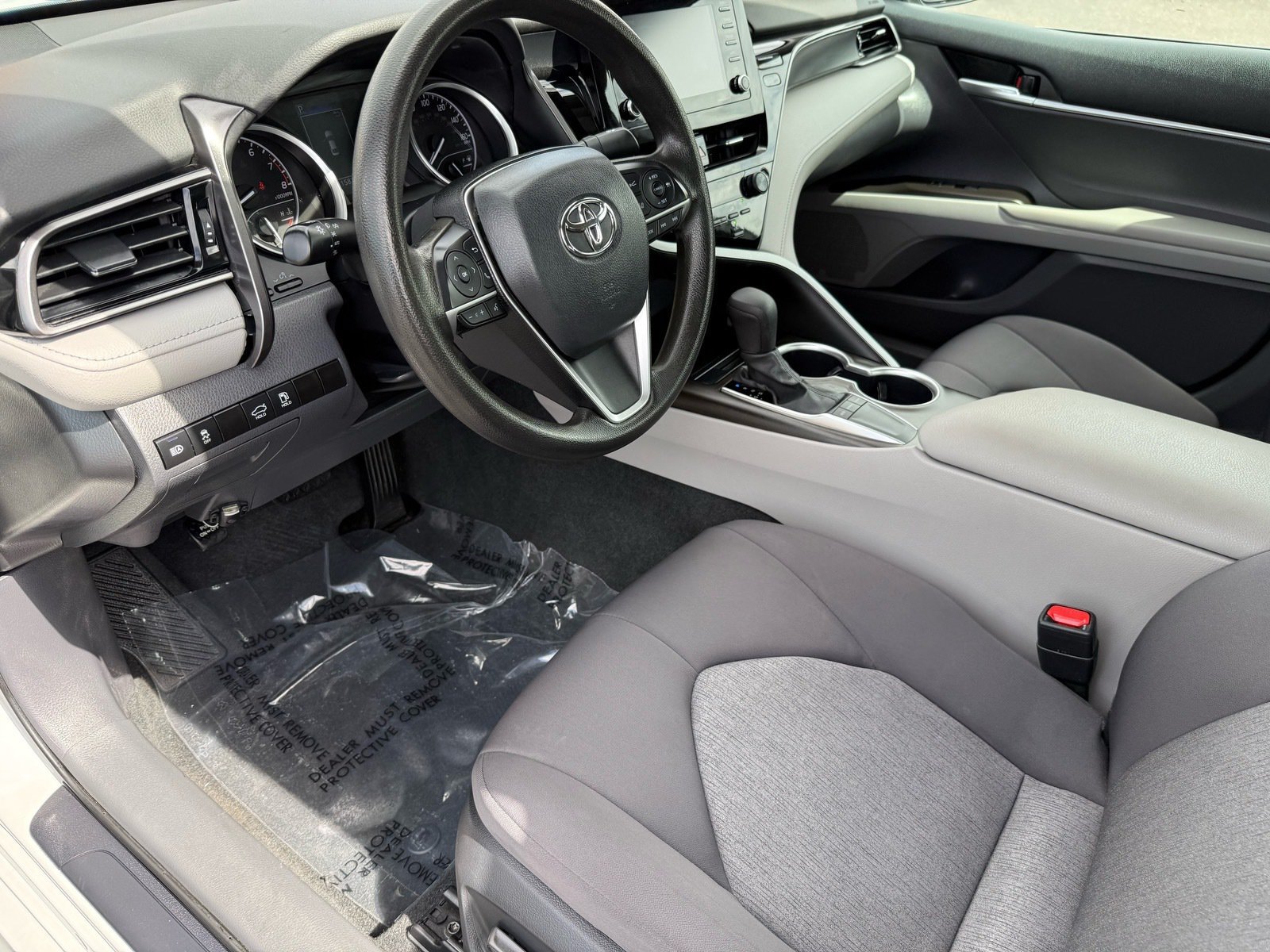 Used 2024 Toyota Camry LE FWD image 12