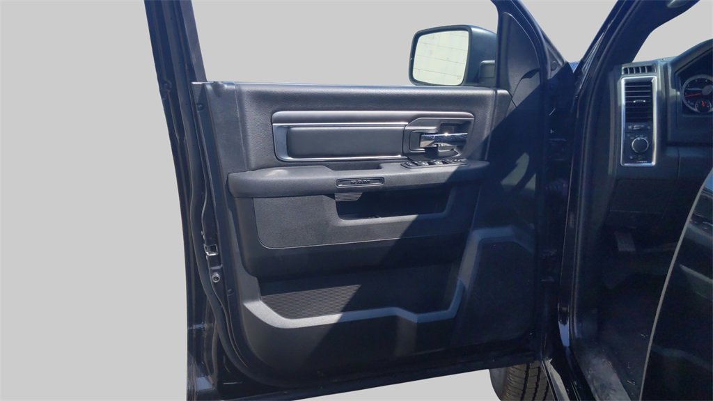 Used 2024 RAM 1500 Classic Warlock image 15