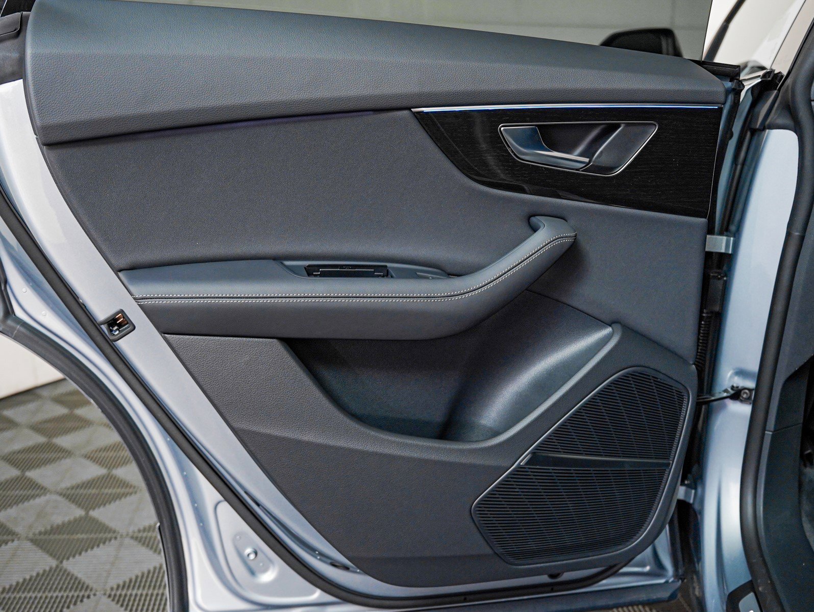 New 2025 Audi Q8 Premium Plus image 26