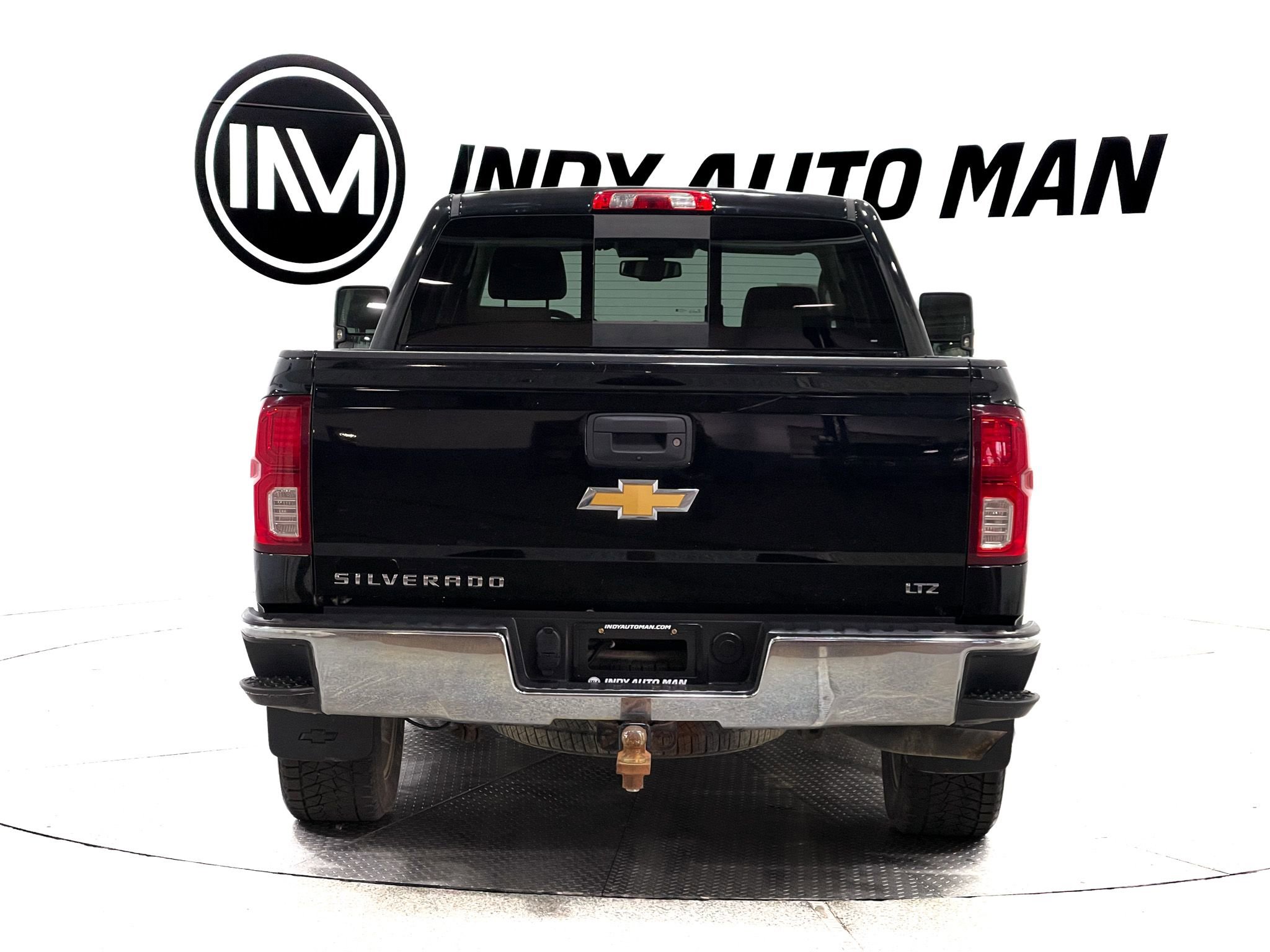 Used 2017 Chevrolet Silverado 1500 LTZ w/ Max Trailering Package AWD/4WD image 5