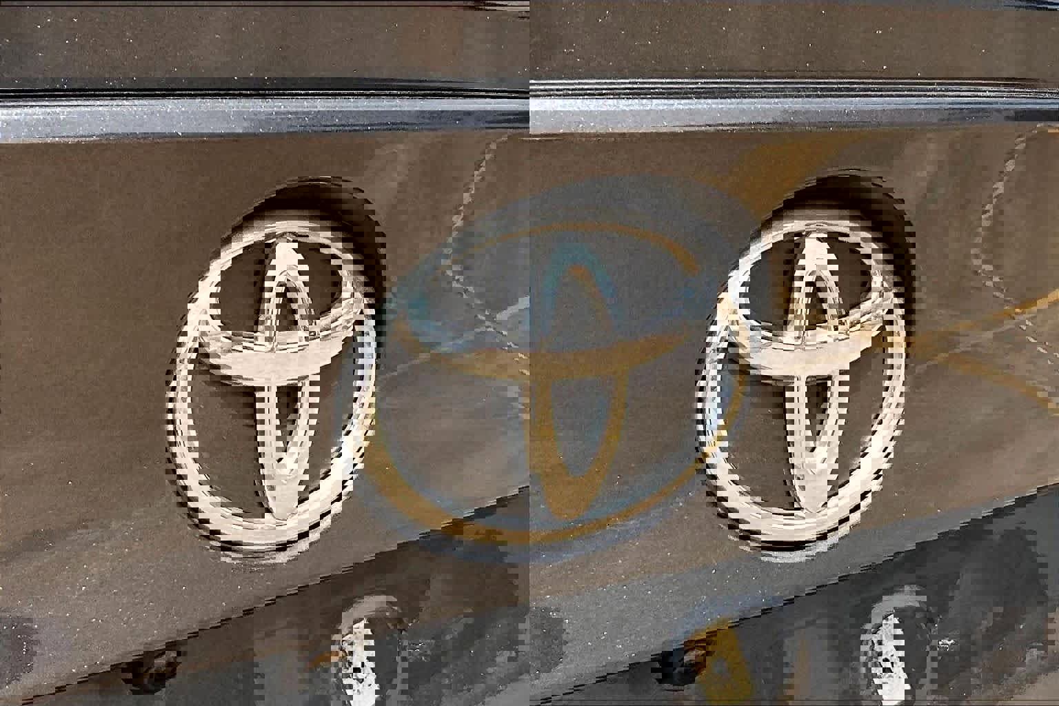 Used 2021 Toyota C-HR XLE FWD image 30