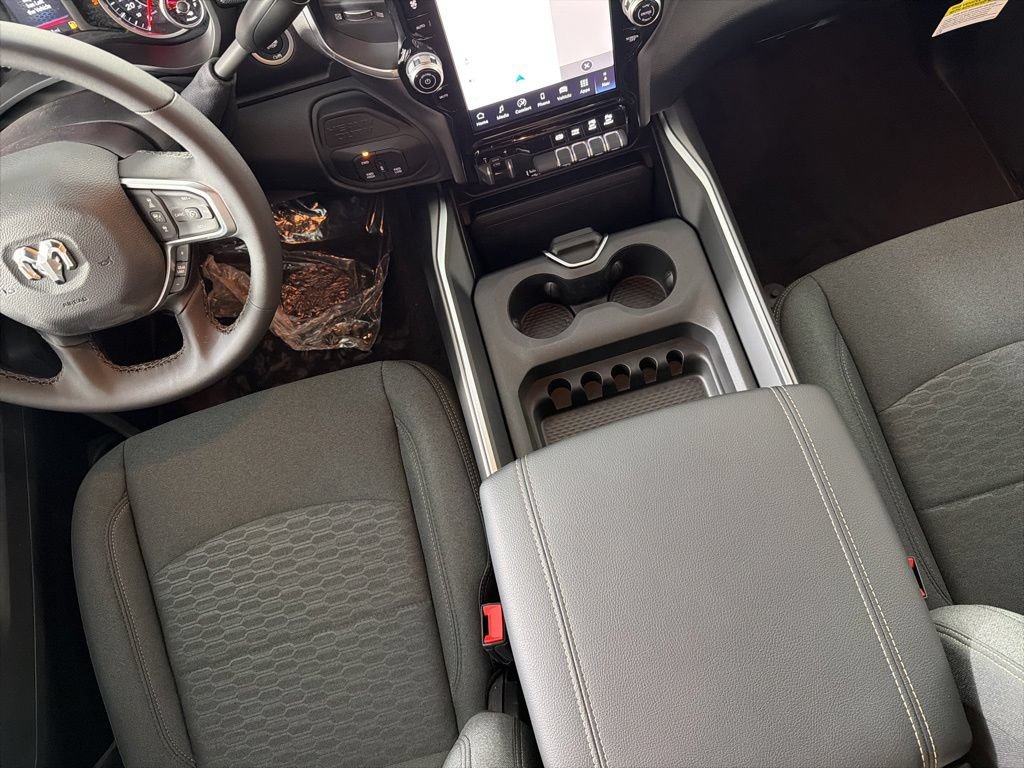 New 2026 RAM 2500 Big Horn AWD/4WD image 25