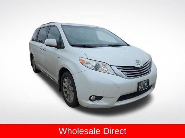 Used 2017 Toyota Sienna XLE w/ XLE Navigation Package