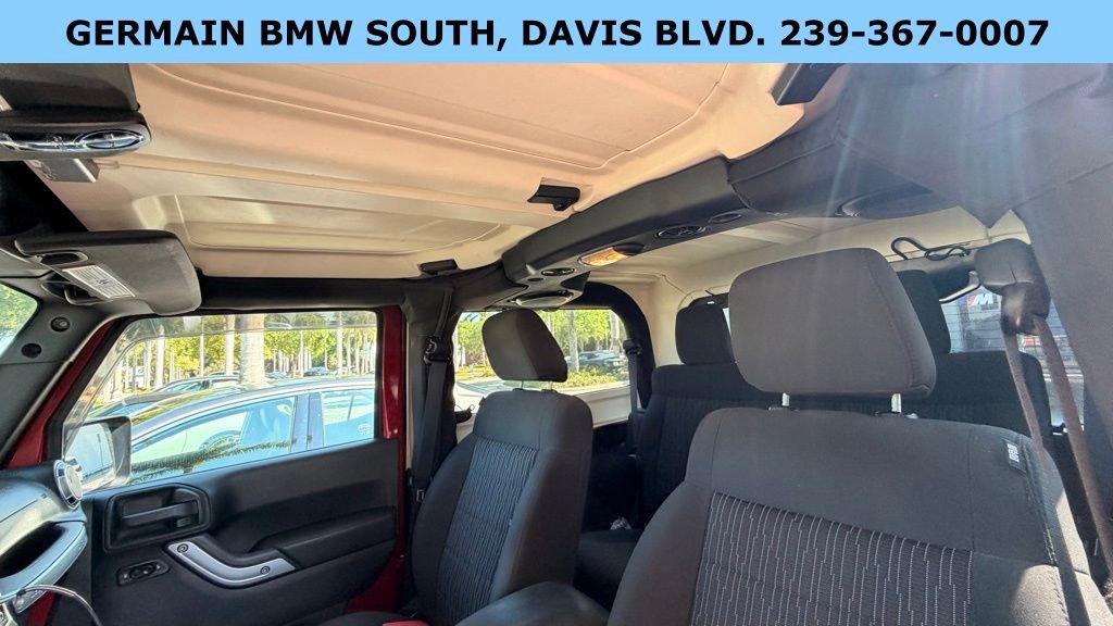 Used 2011 Jeep Wrangler Sahara w/ Dual Top Group image 19
