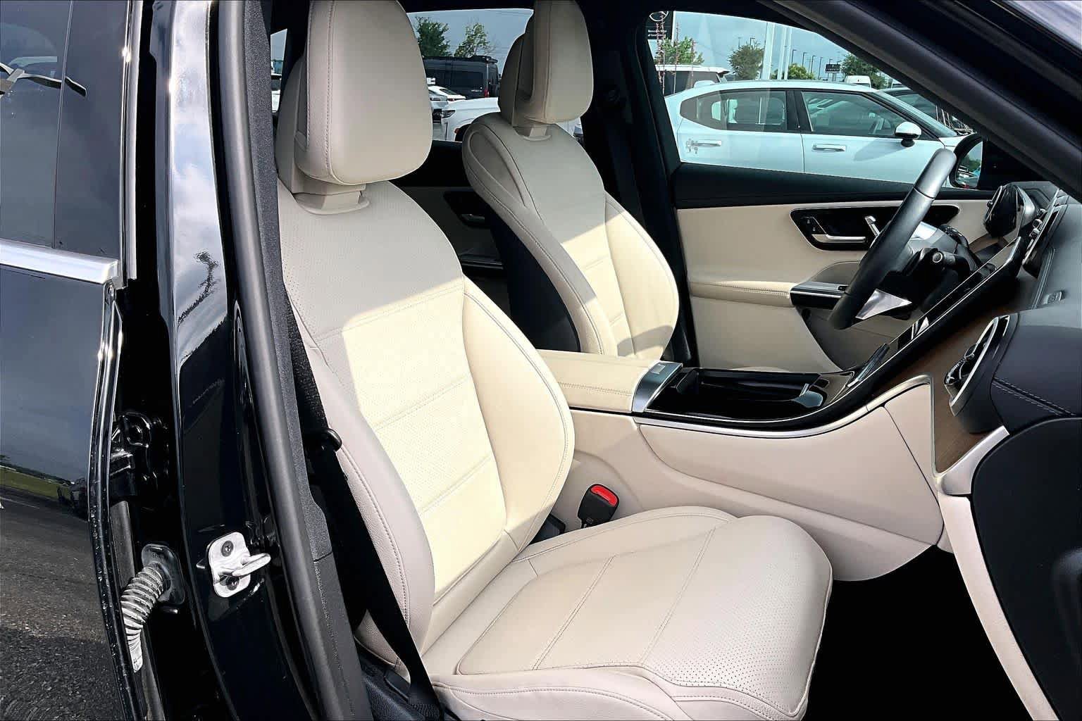 Certified 2024 Mercedes-Benz GLC 300 4MATIC image 9