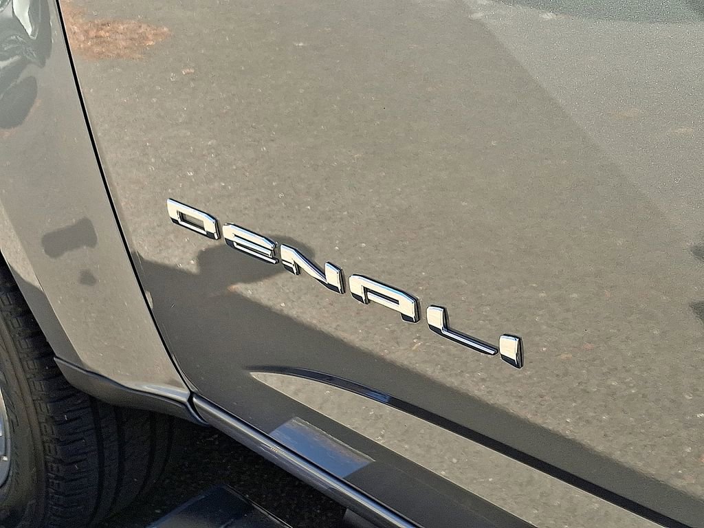 Used 2022 GMC Canyon Denali image 31