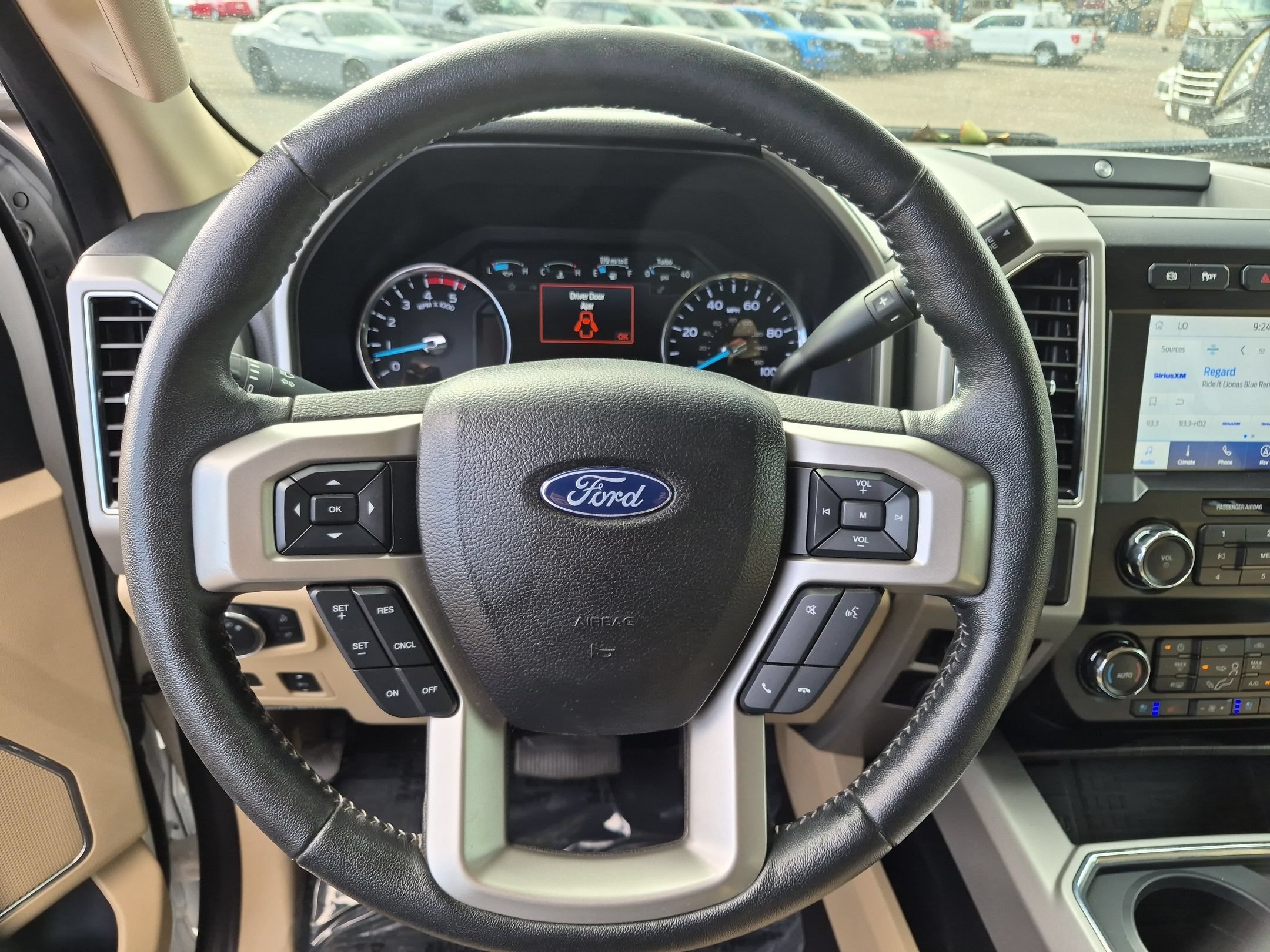 Used 2020 Ford F350 Lariat w/ Lariat Ultimate Package AWD/4WD image 14