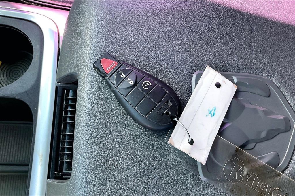 Used 2018 RAM 1500 Lone Star image 36