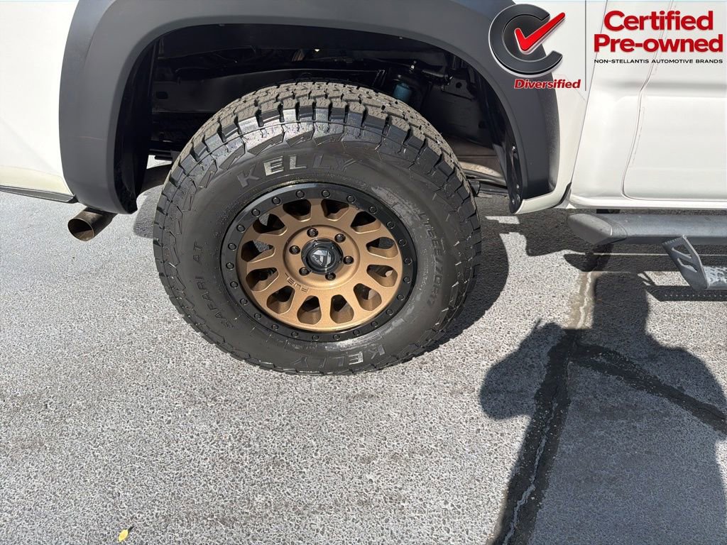 Used 2020 Toyota Tacoma TRD Off-Road AWD/4WD image 21