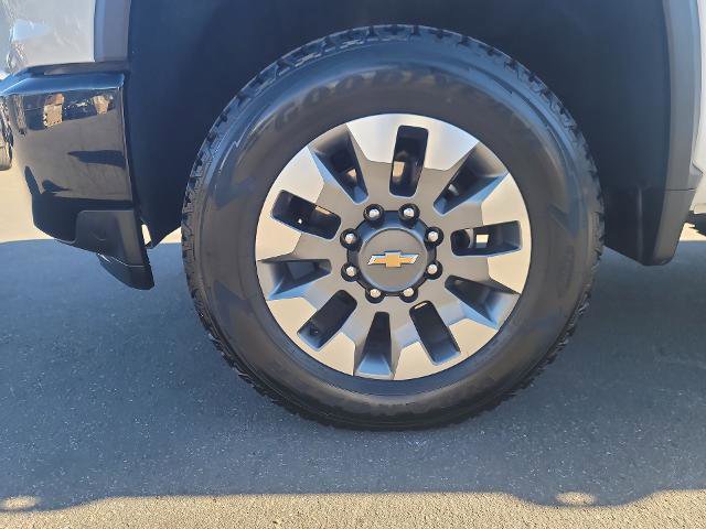 Used 2022 Chevrolet Silverado 2500 Custom w/ Custom Value Package image 30