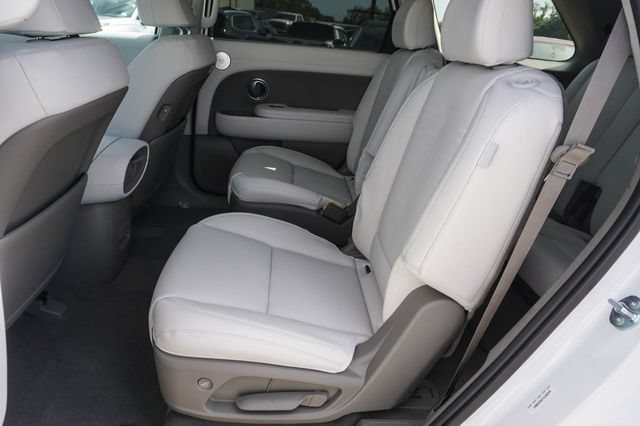 New 2026 Hyundai Palisade Limited FWD image 12