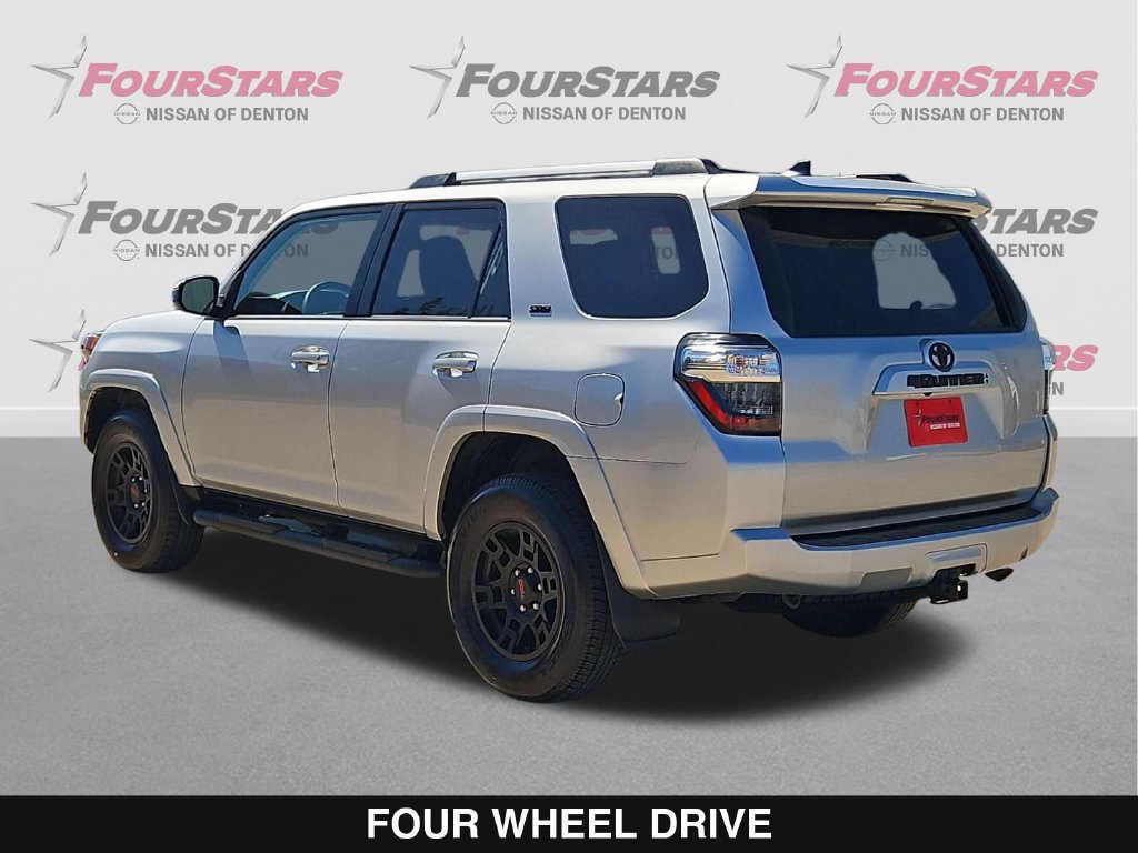 Used 2023 Toyota 4Runner SR5 AWD/4WD image 7